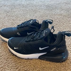 WOMEN'S NIKE AIR MAX 270 SHOES